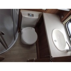 caravan 5.jpg