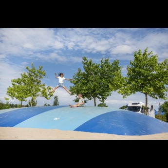 Airtrampoline Paardekreek.jpg