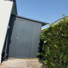 Klaprooslaan 193a - schuurtje.jpg