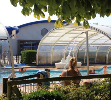 Kids' swimming pool