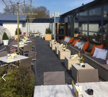 Terrace at the swimming pool