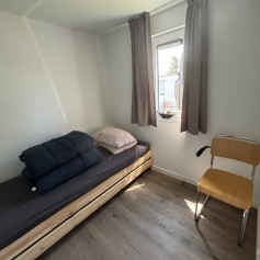 Elzenlaan 33 - slaapkamer (2).jpg